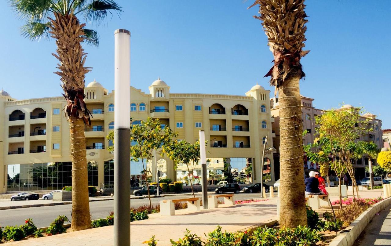 Solider Dali Hurghada Exterior photo
